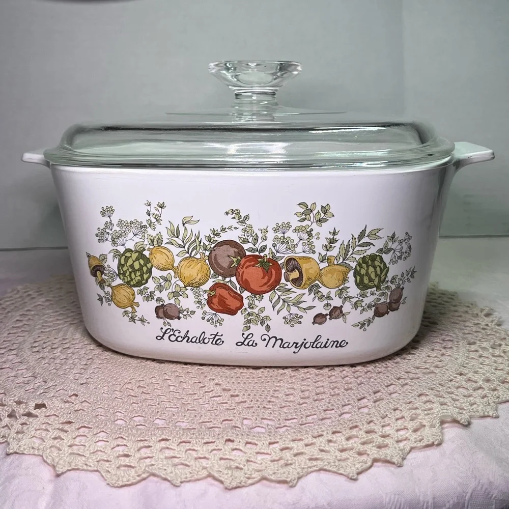 Corning Ware Spice of Life L’Echalote La Marjolaine A-3-B 3 Qt Casserole w/Lid
